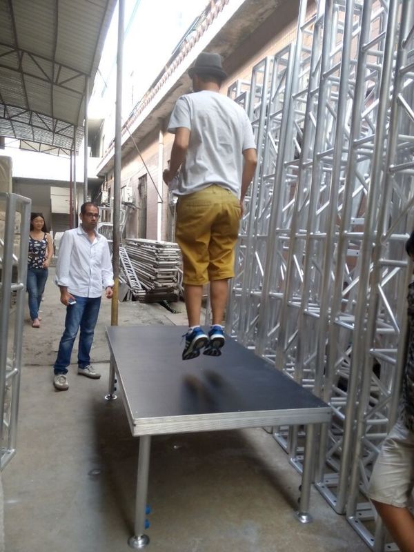 Simple  Anti-slip Waterproof Plywood Movable Stage Platform For Concert